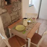 Appartamentino Tipico Nel Centro Corniglia