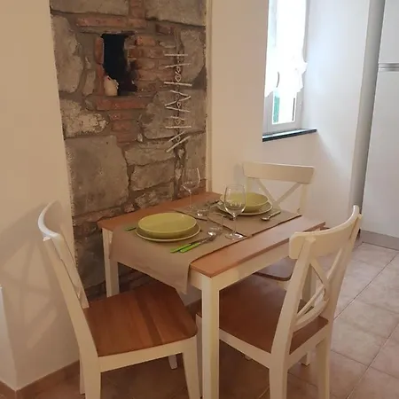Appartamentino Tipico Nel Centro Corniglia